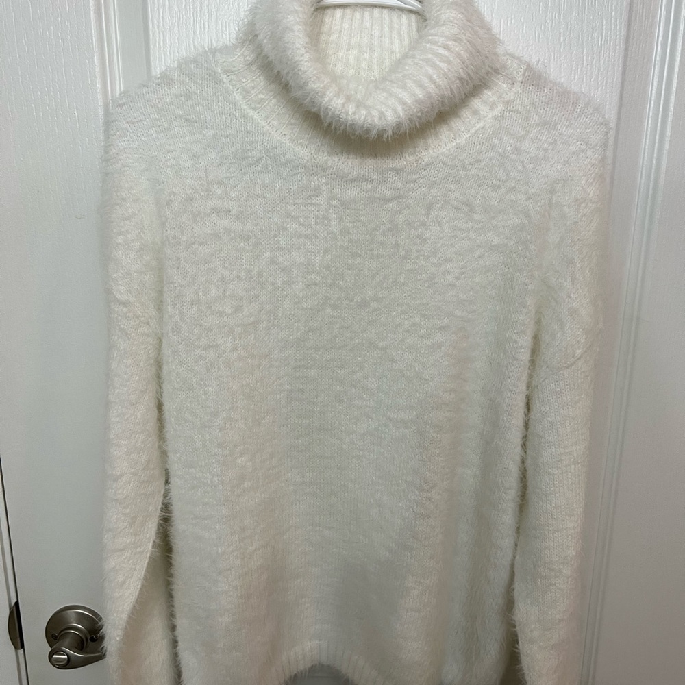 Bebe XL turtleneck